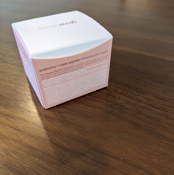 Glowoasis probiotics and triple peptide eye cream - Picture 4 of 4